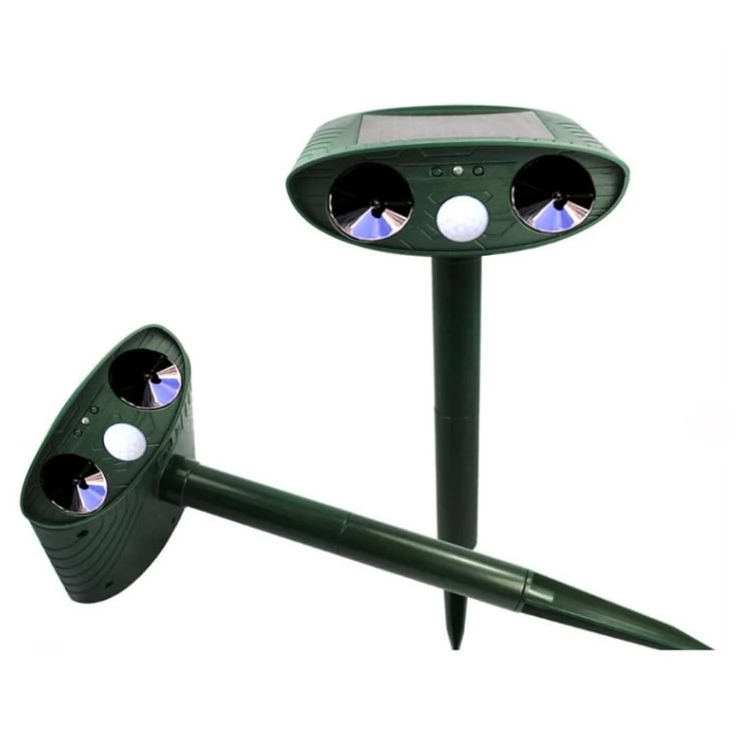 Ultrasonic dual speaker Solar animal repeller with Motion Sensor