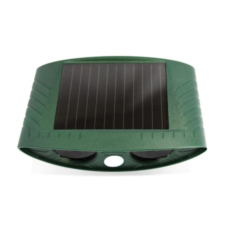 Ultrasonic dual speaker Solar animal repeller with Motion Sensor