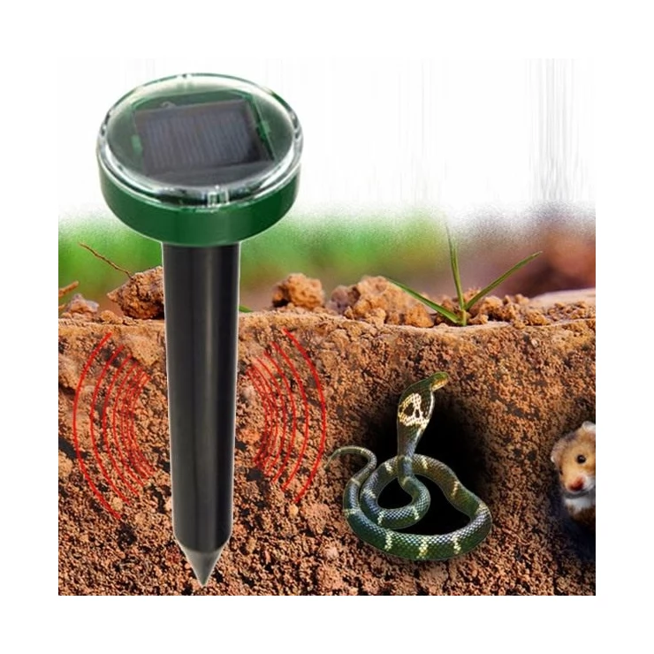 Set of 2 Eco-friendly solar pest control repellers with sonic waves for garden