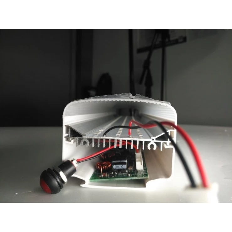 Tri-Proof 20W LED Solar Batten Tube Light IP65 10Ah Lithium Battery