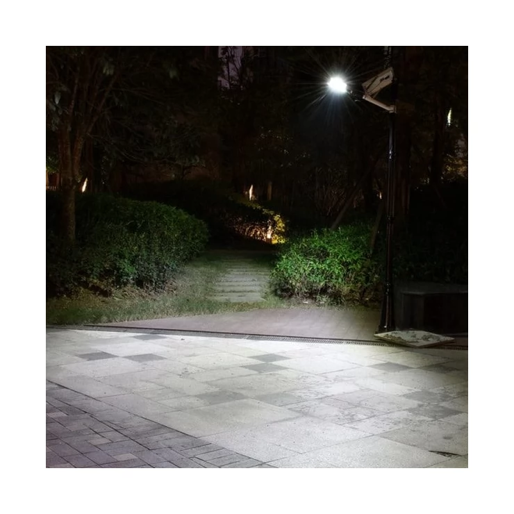 Powerful Bright 50W 100W LED Solar Street Light Road Parking Yard Lamp