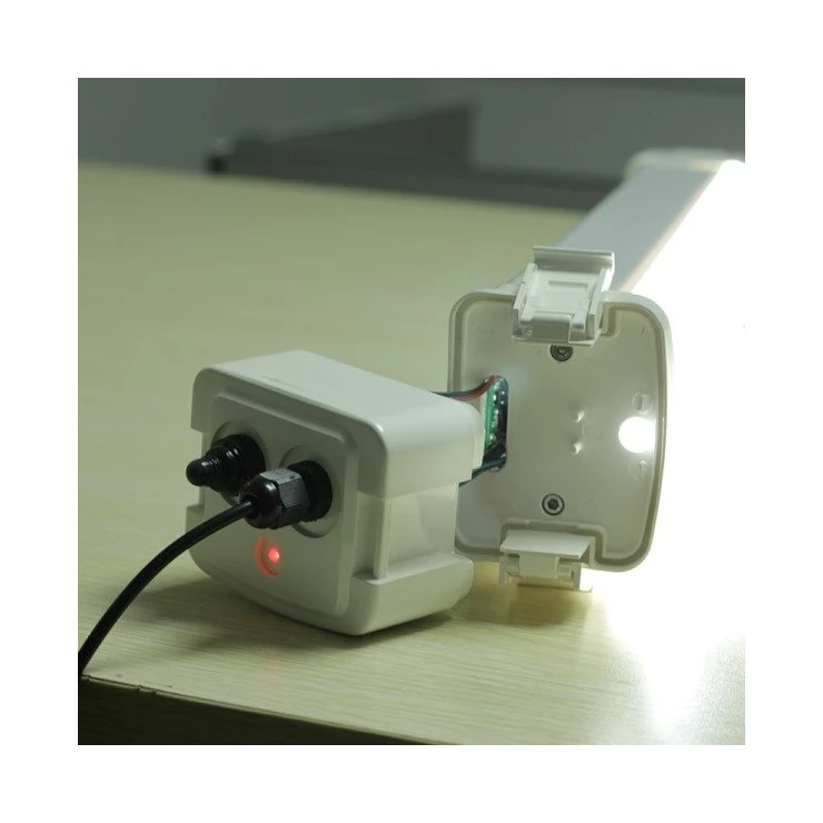 Tri-Proof 20W LED Solar Batten Tube Light IP65 10Ah Lithium Battery