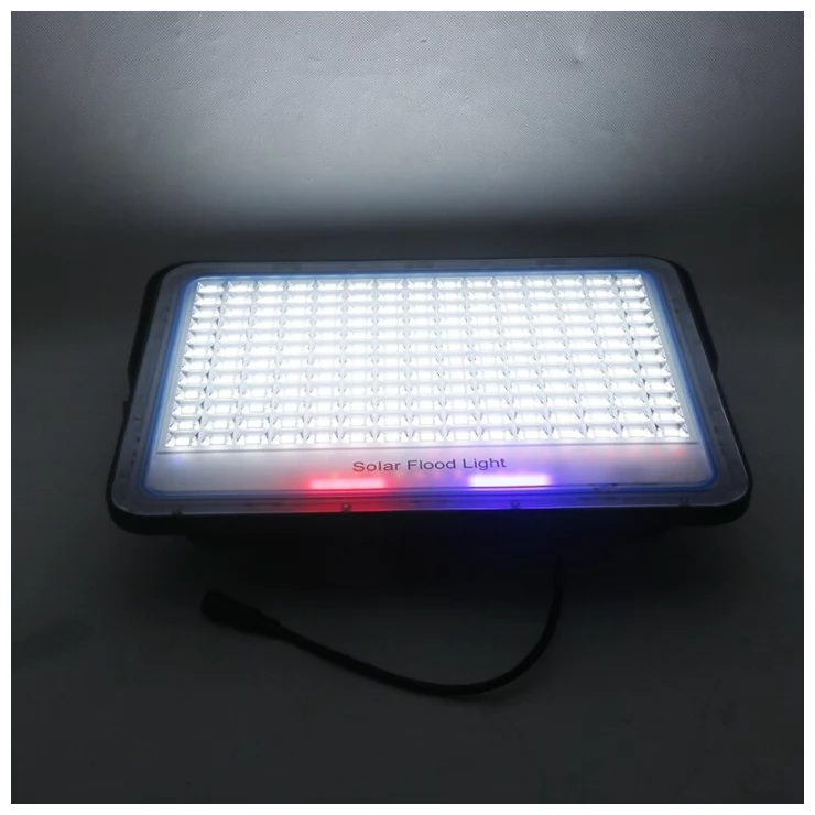 Outdoor LED Solar Flood Light High Lumens With Advanced Remote Control