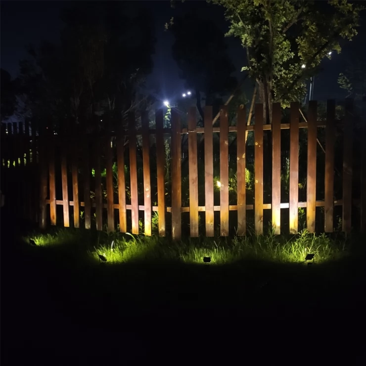 Durable Solar Garden Landscape Spotlight Bright 6 LED Twin Head IP65