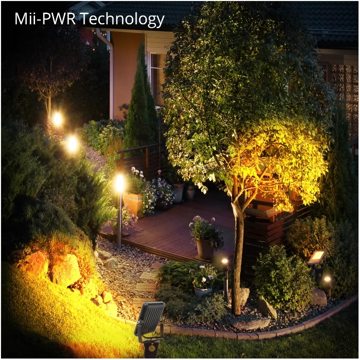 Outdoor Solar Garden Light 4-in-1 LED Spotlights Landscape Decoration