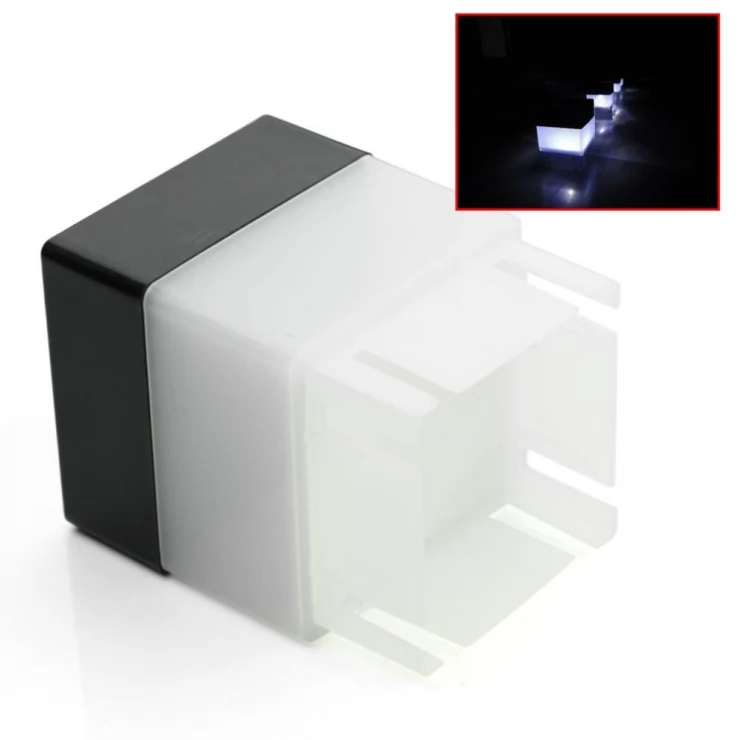 Outdoor LED Solar Fence Post Cap Light for gardne, home & backyard